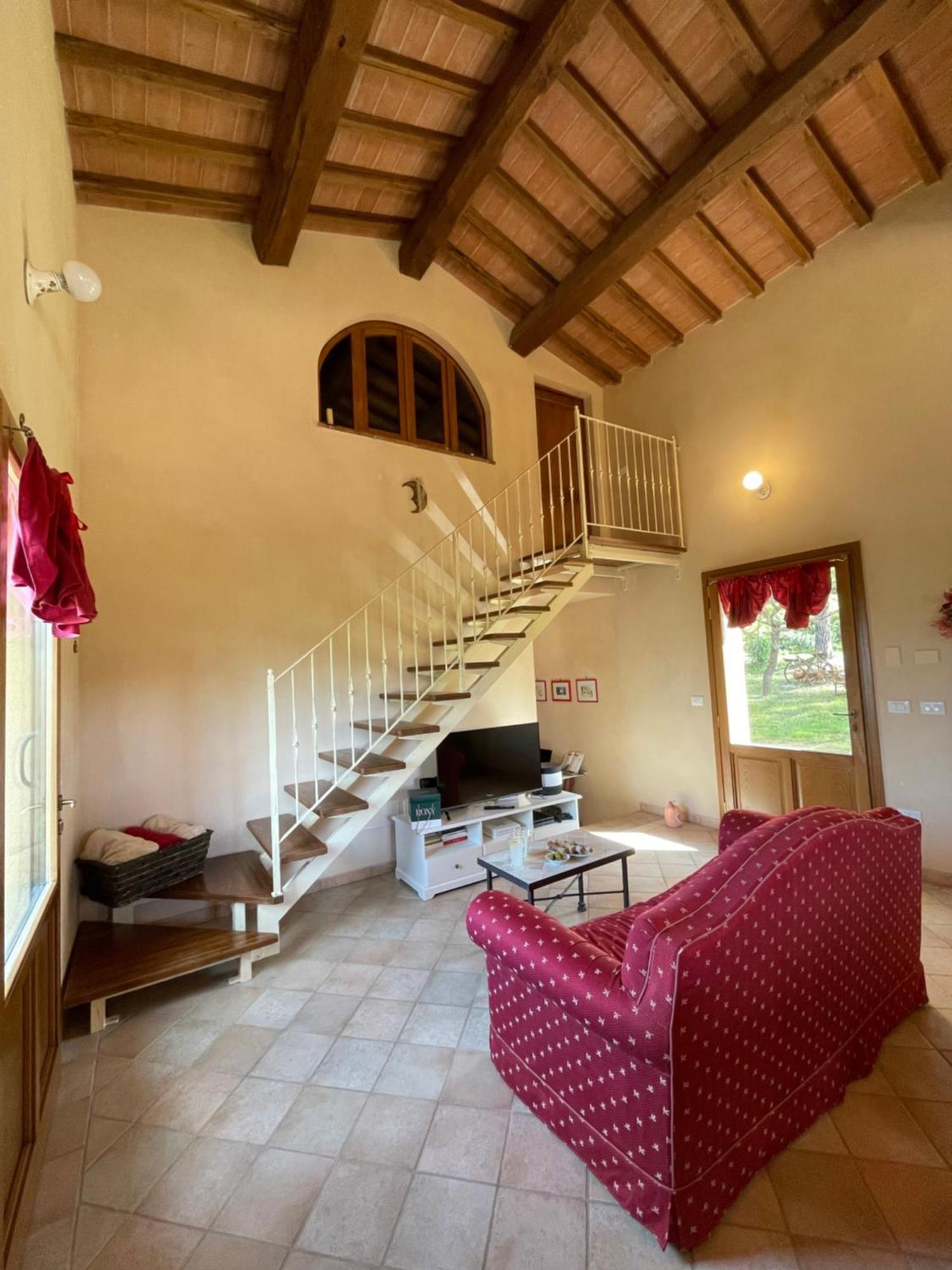 Agriturismo Podere Le Tombe Guest House Palaia Eksteriør bilde