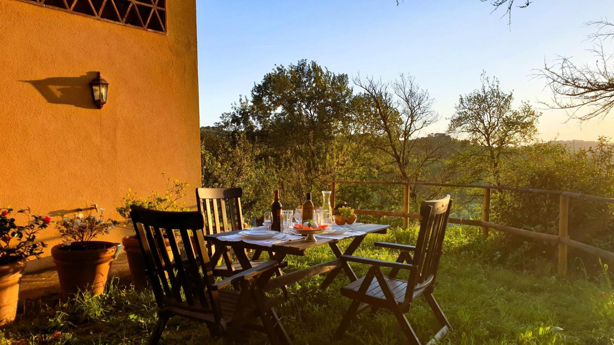 Agriturismo Podere Le Tombe Guest House Palaia Eksteriør bilde