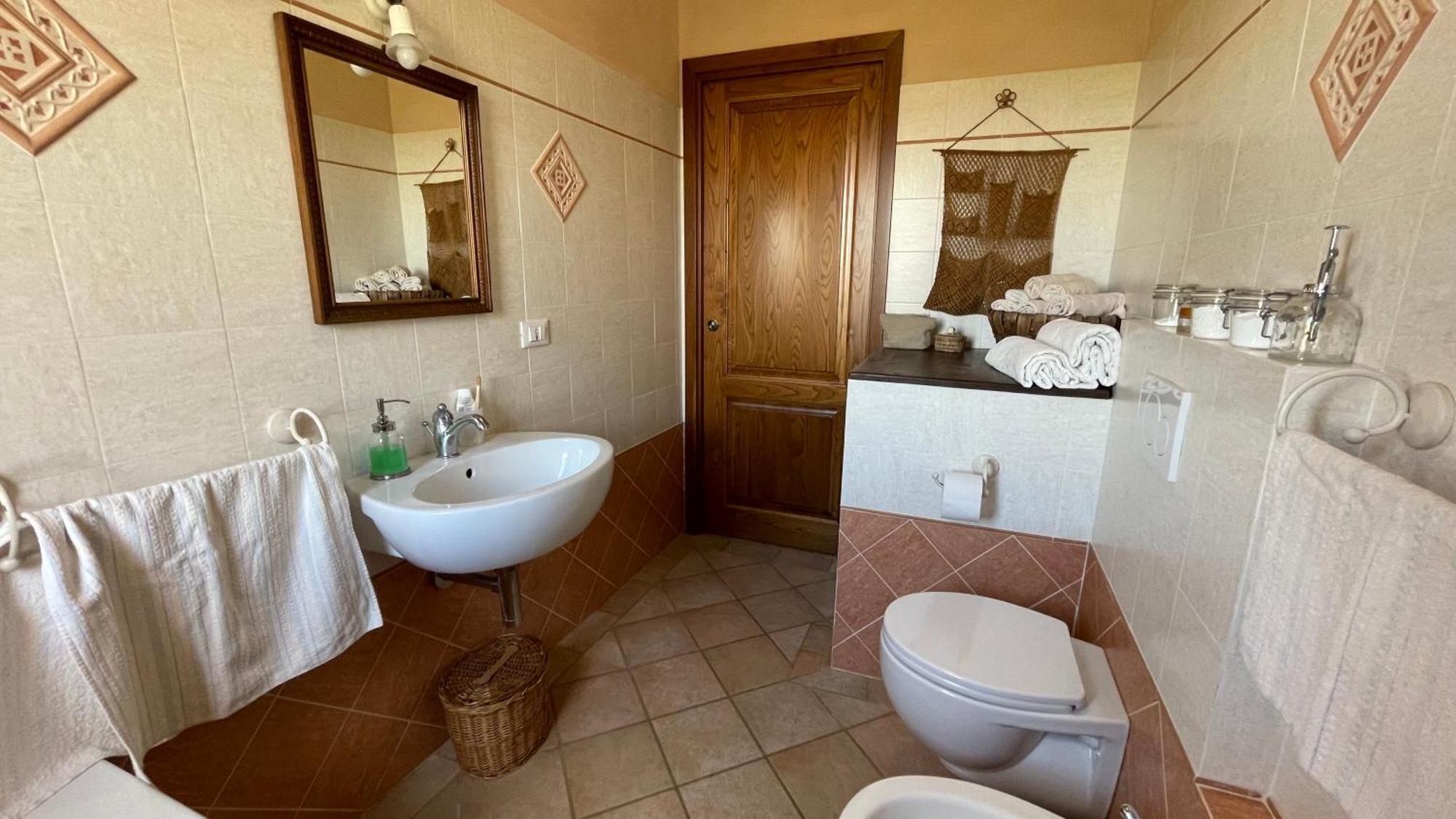 Agriturismo Podere Le Tombe Guest House Palaia Rom bilde