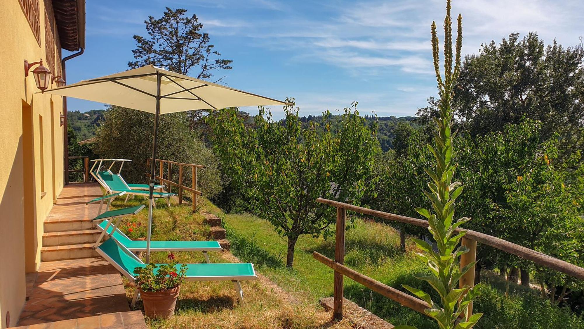 Agriturismo Podere Le Tombe Guest House Palaia Eksteriør bilde