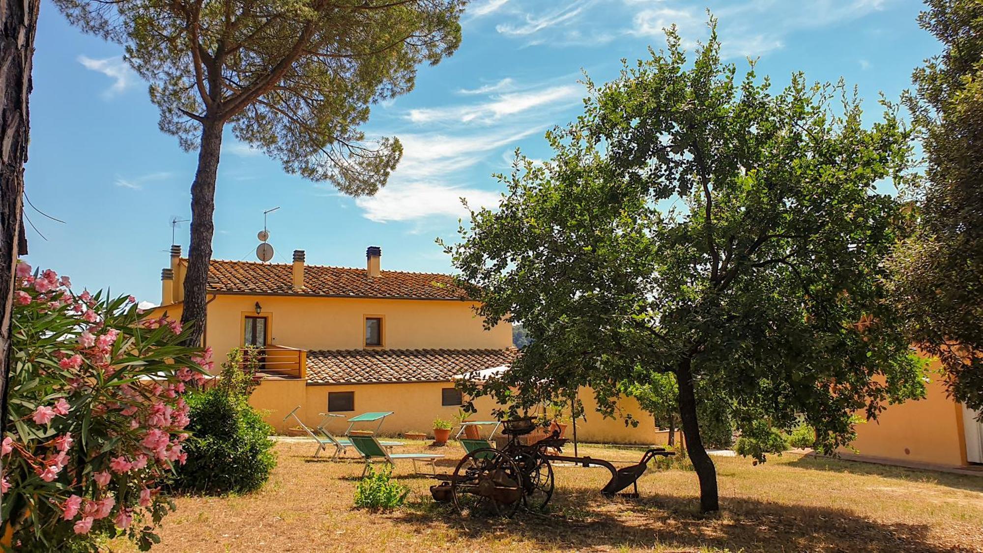 Agriturismo Podere Le Tombe Guest House Palaia Rom bilde