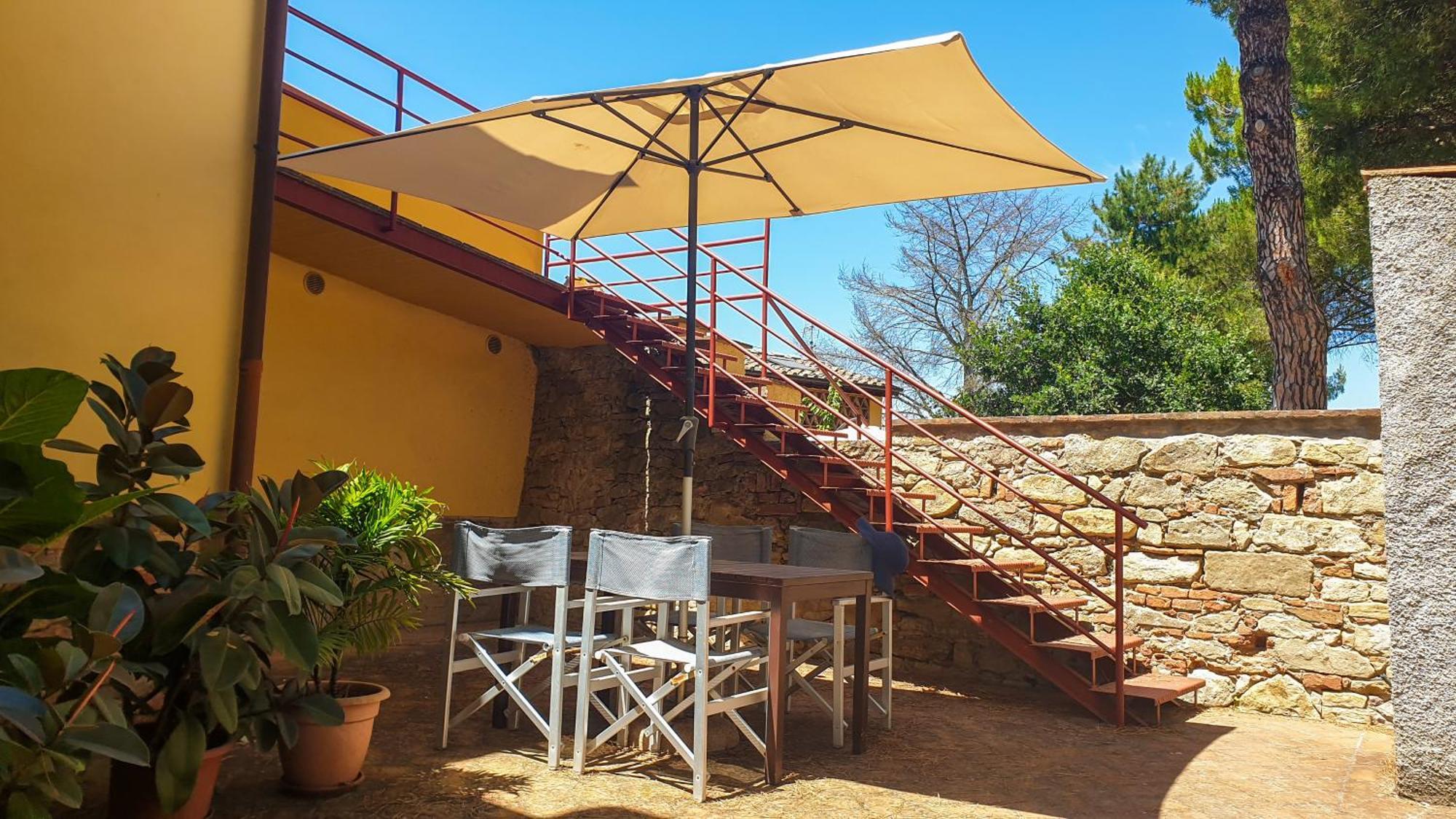 Agriturismo Podere Le Tombe Guest House Palaia Eksteriør bilde