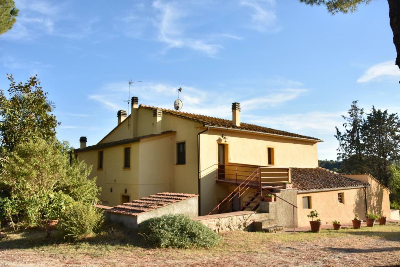 Agriturismo Podere Le Tombe Guest House Palaia Eksteriør bilde